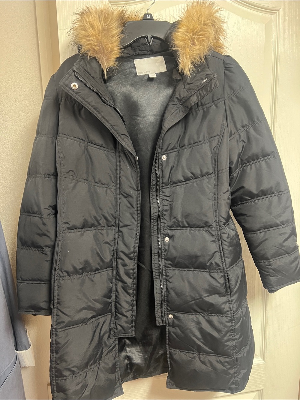 Old Navy Black Puffer Coat with Faux-Fur Trim
